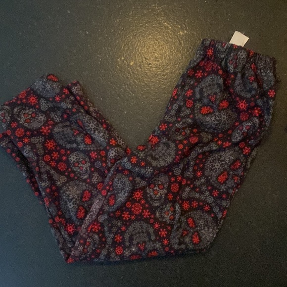 Cozy comfy pjs ! - Picture 2 of 4